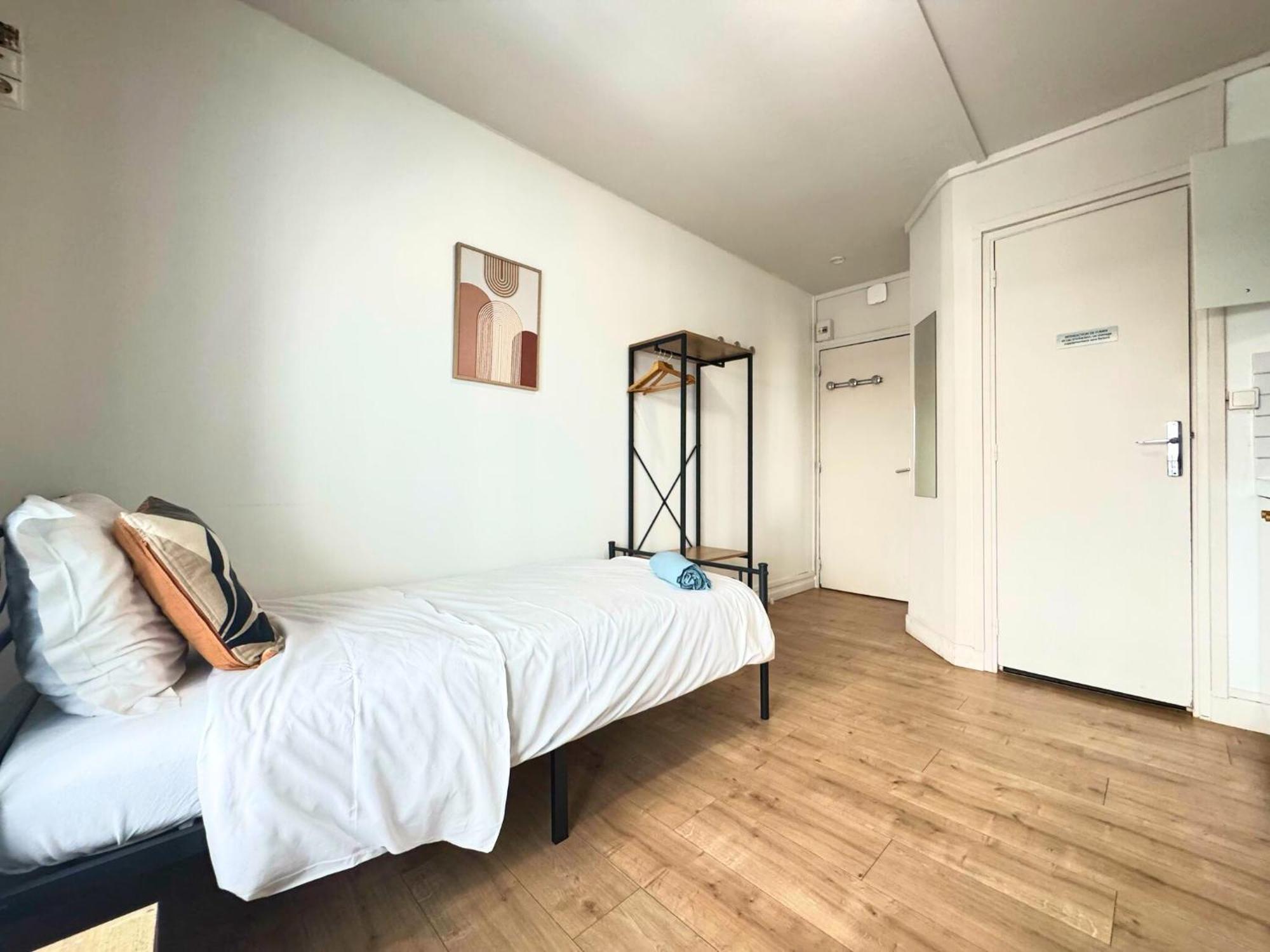 L'Escale Appartements Et Suites En Bord De Mer Хавър Екстериор снимка