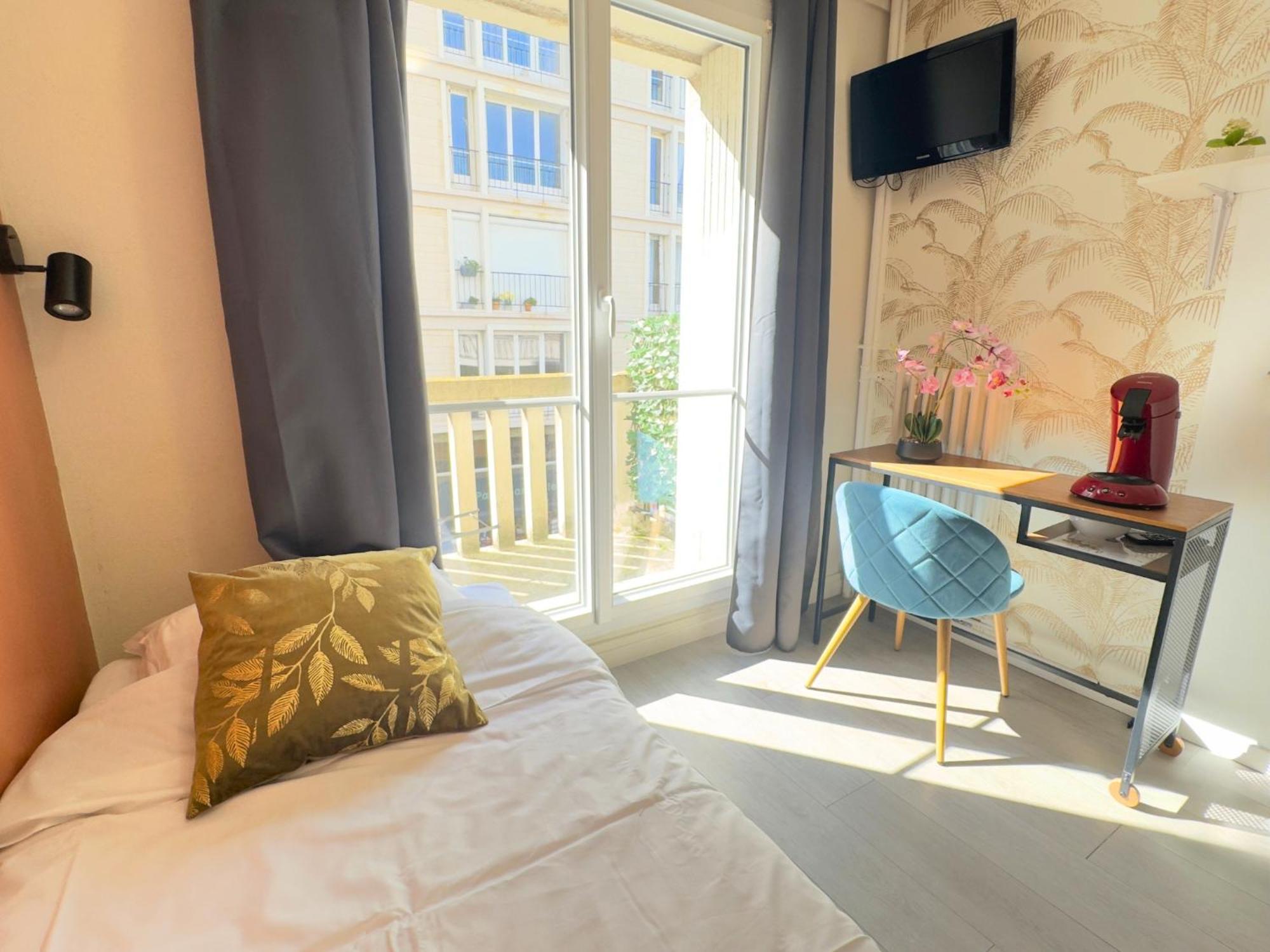 L'Escale Appartements Et Suites En Bord De Mer Хавър Екстериор снимка