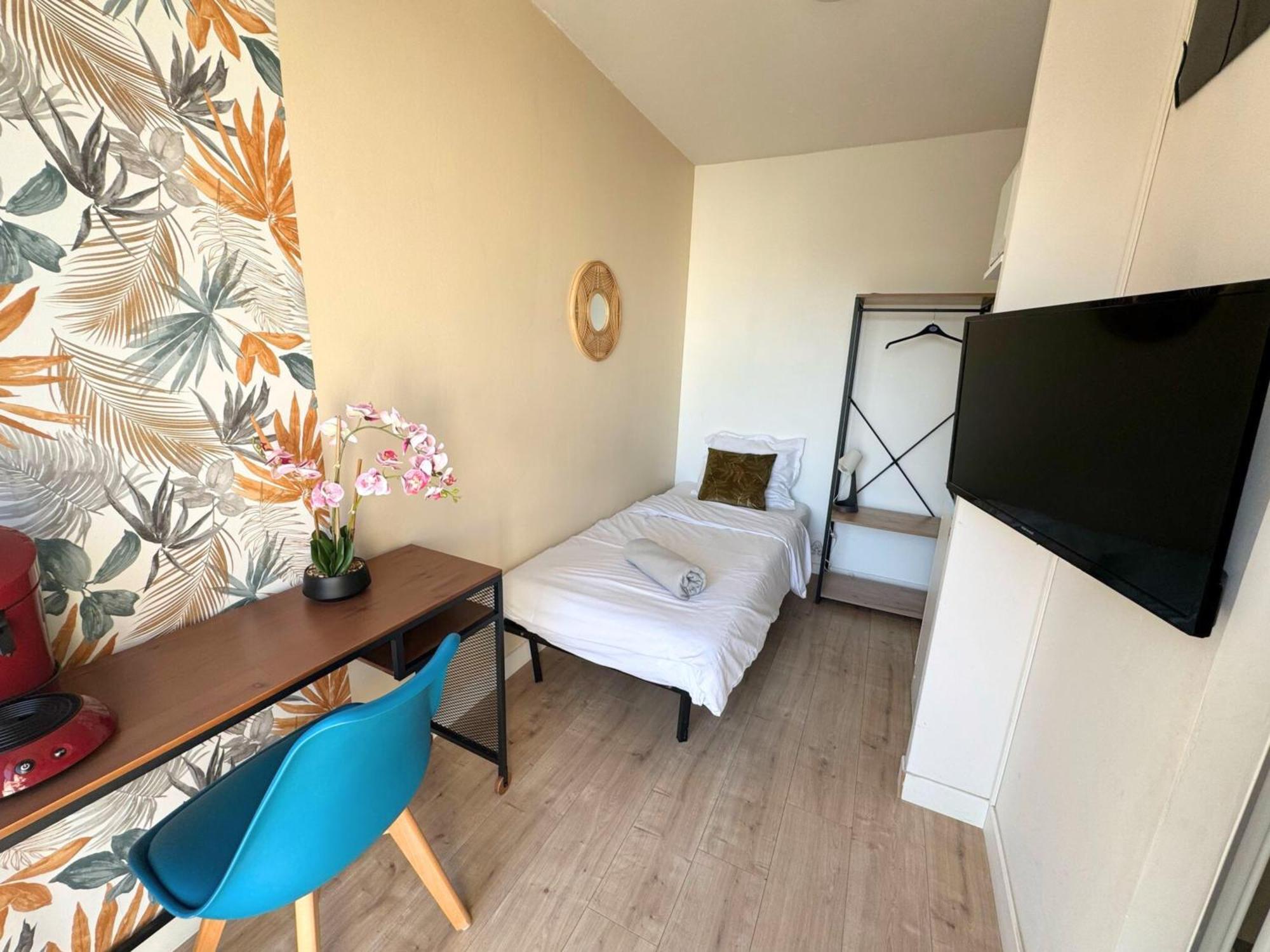 L'Escale Appartements Et Suites En Bord De Mer Хавър Екстериор снимка