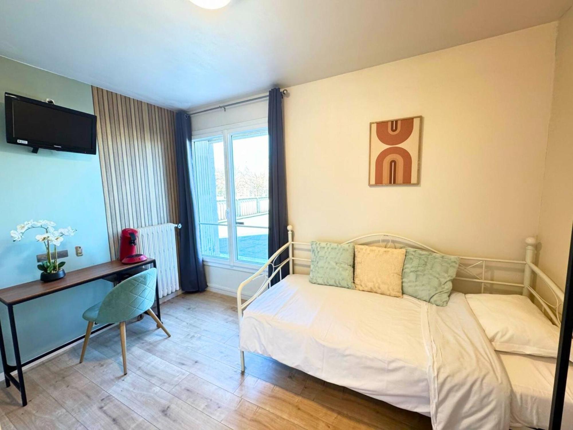 L'Escale Appartements Et Suites En Bord De Mer Хавър Екстериор снимка